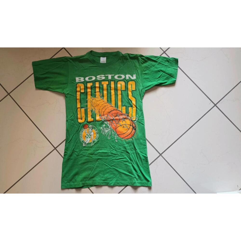 Boston Celtics 80S Basketball T-Shirt